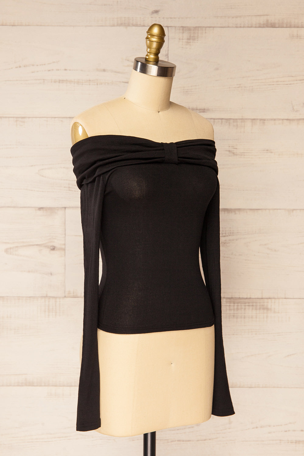 Haeju Black Off-Shoulder Top w/ Bow | La petite garçonne  side view