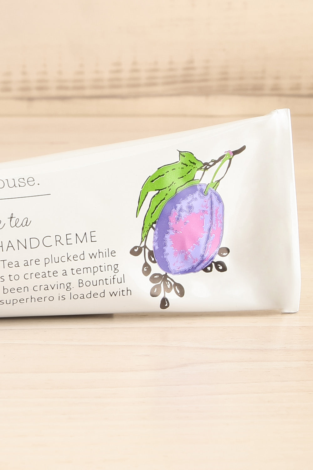 Japanese Plum & White Tea Hand Cream | Maison garçonne detail