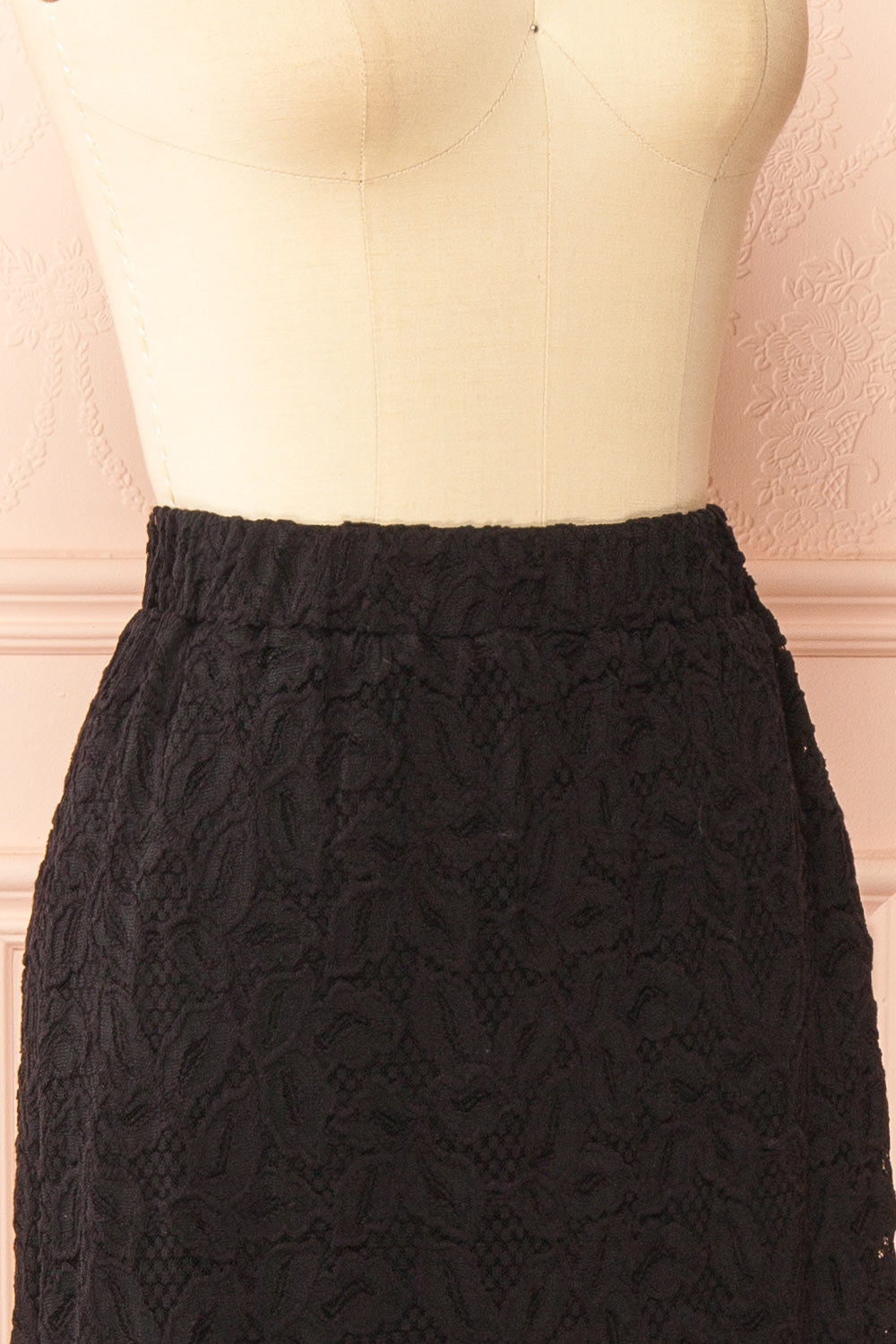 Hikaru Jupe Noire Longue en Dentelle | Boutique 1861 side