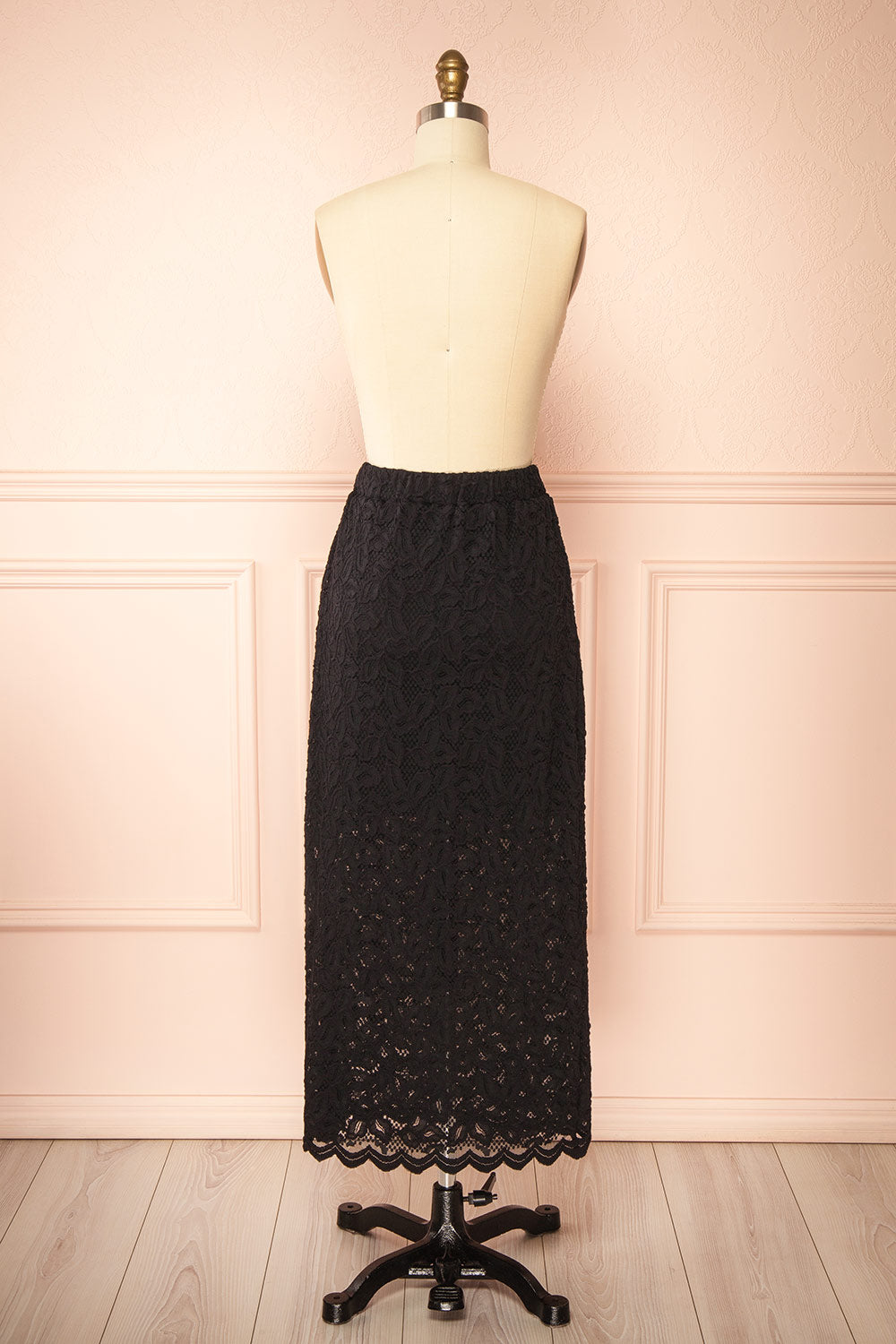 Hikaru Jupe Noire Longue en Dentelle | Boutique 1861 back view