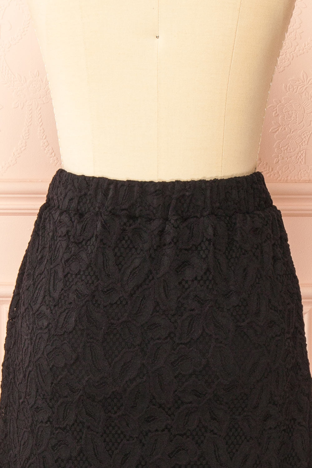 Hikaru Jupe Noire Longue en Dentelle | Boutique 1861 back