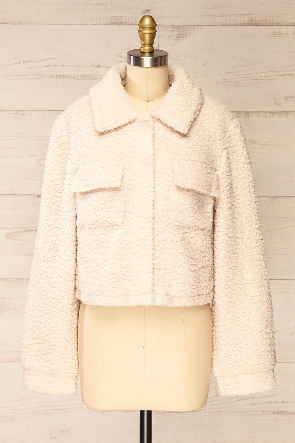 Hualpen Boxy Ivory Sherpa Jacket | La petite garçonne front view