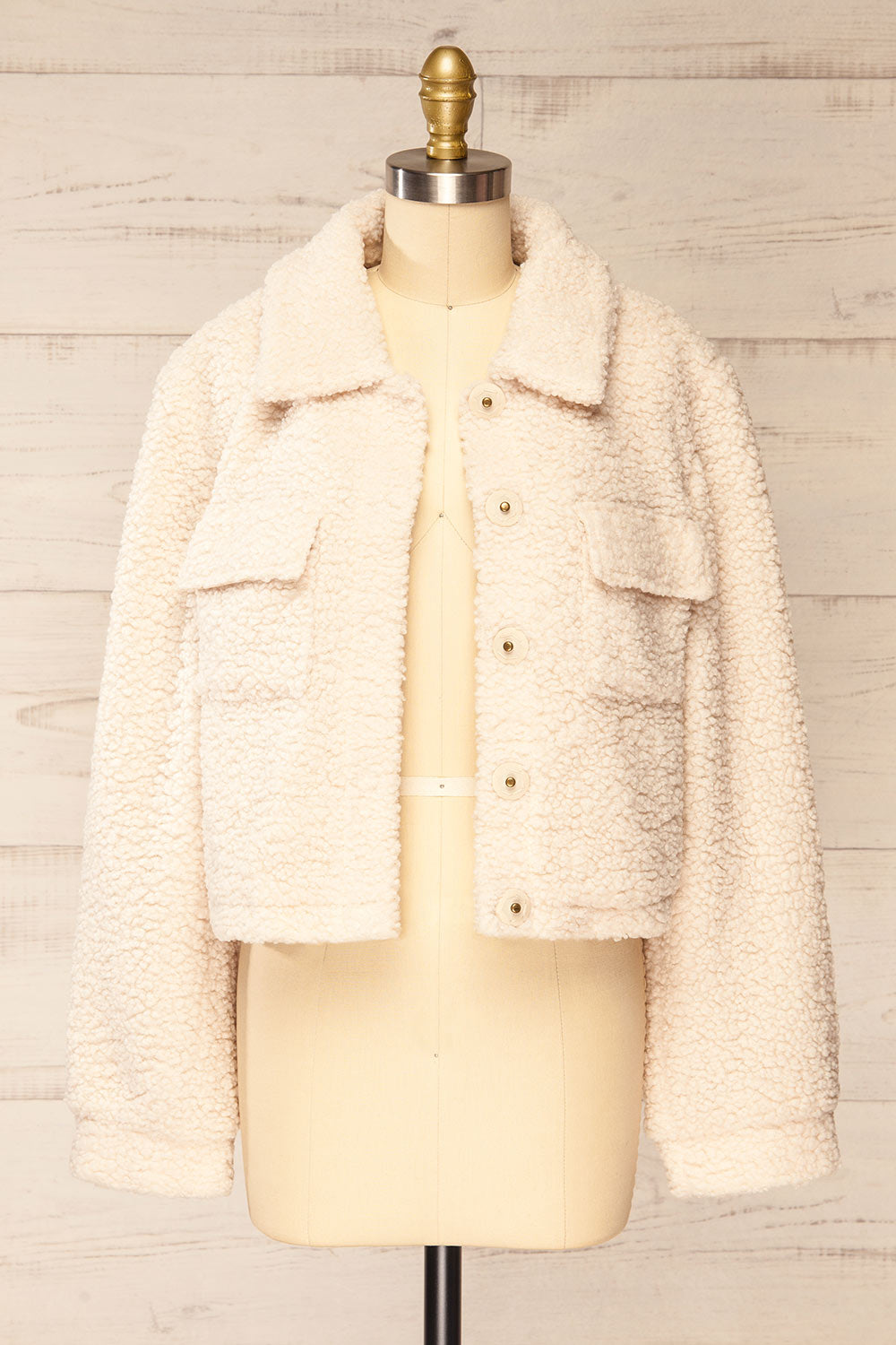 Hualpen Boxy Ivory Sherpa Jacket | La petite garçonne open view