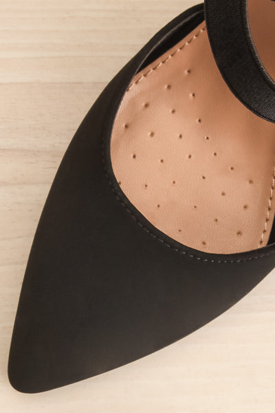 Idole Black Pointed Toe Heels w/ Elastic Straps | La petite garçonne flat close-up