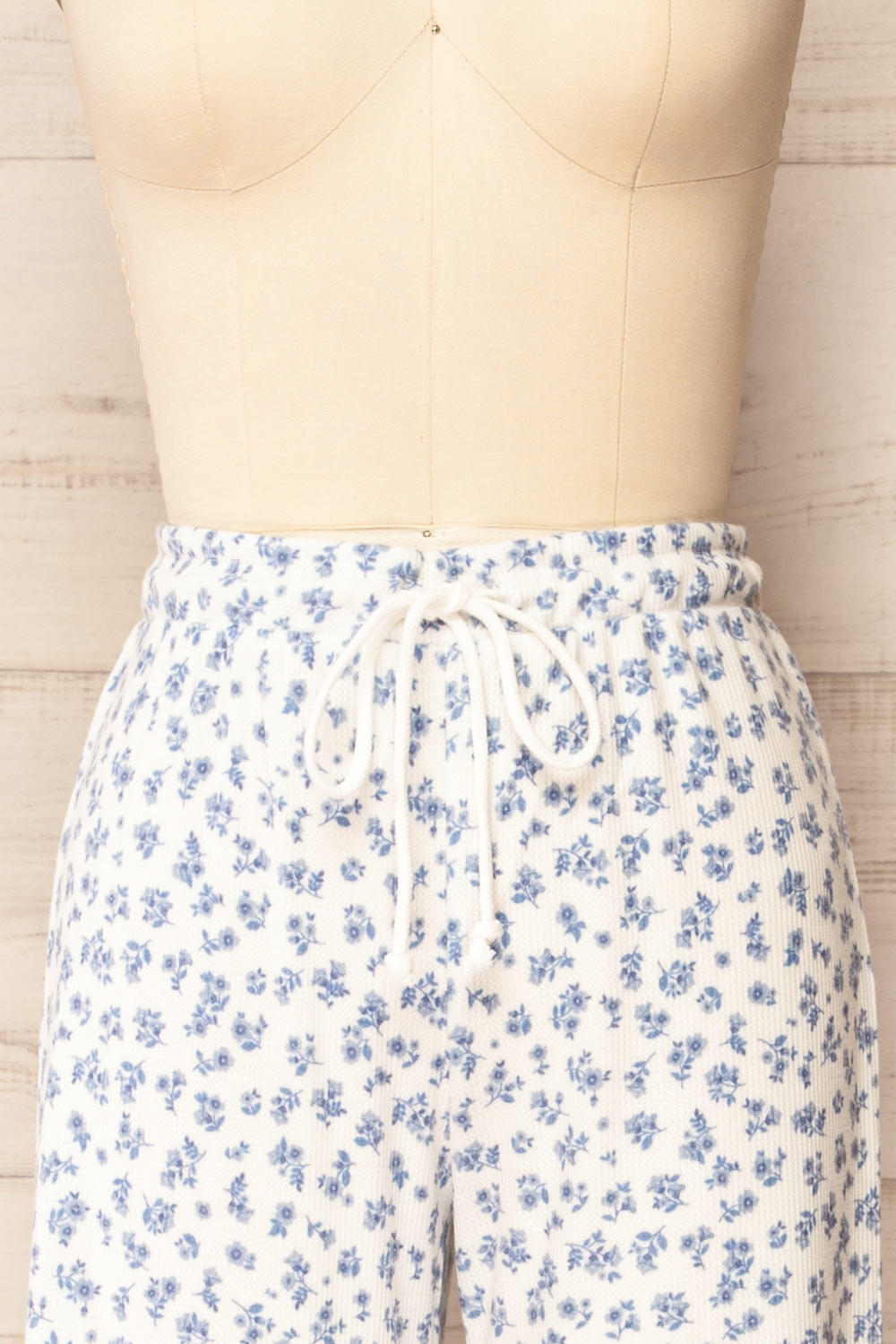 Irila Blue Floral Lounge Pants | La petite garçonne front