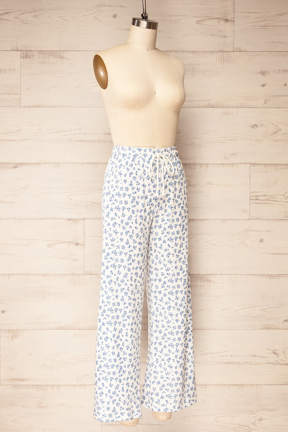 Irila Blue Floral Lounge Pants | La petite garçonne side view