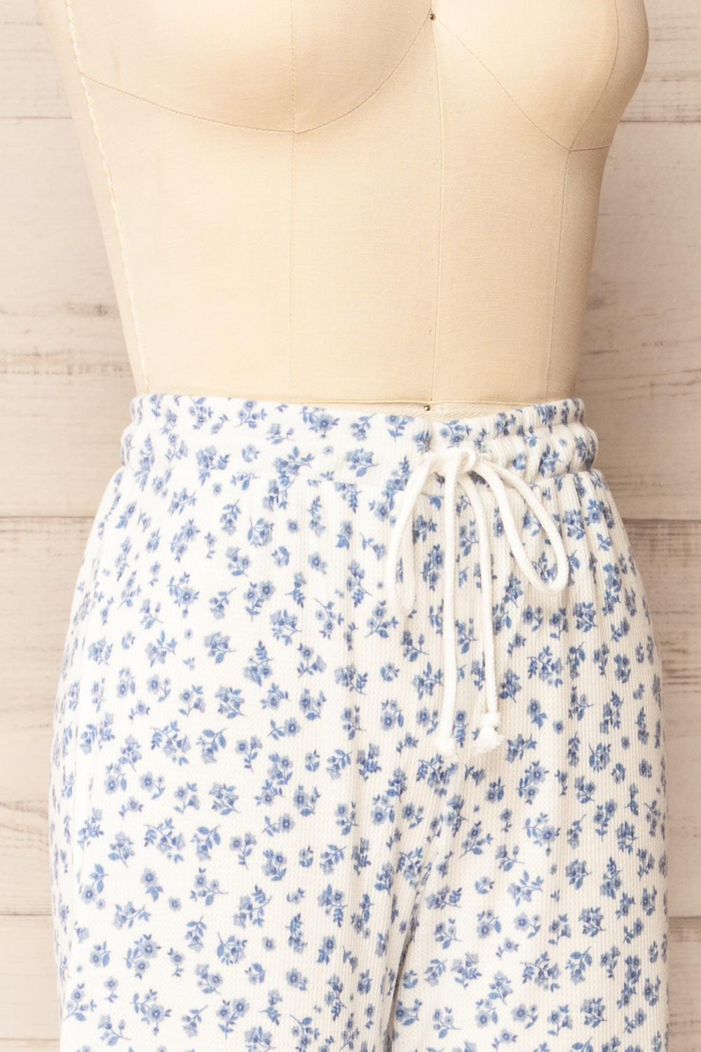 Irila Blue Floral Lounge Pants | La petite garçonne side