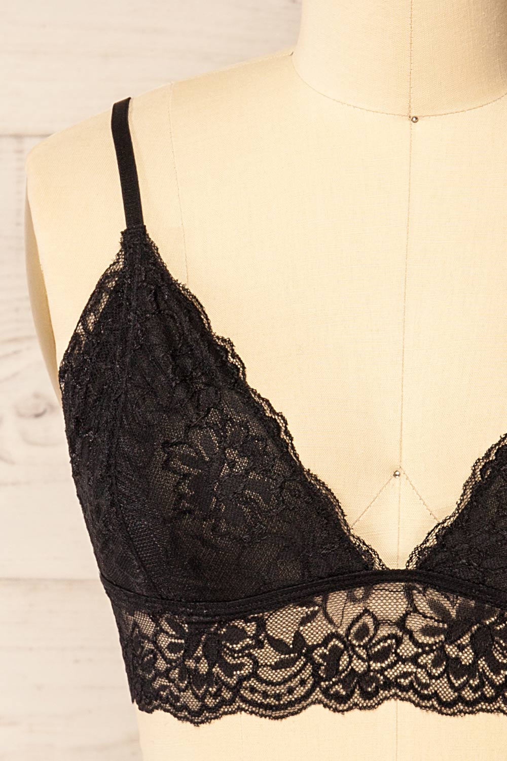 Ivrea Black Lace Triangle Bralette | La petite garçonne front