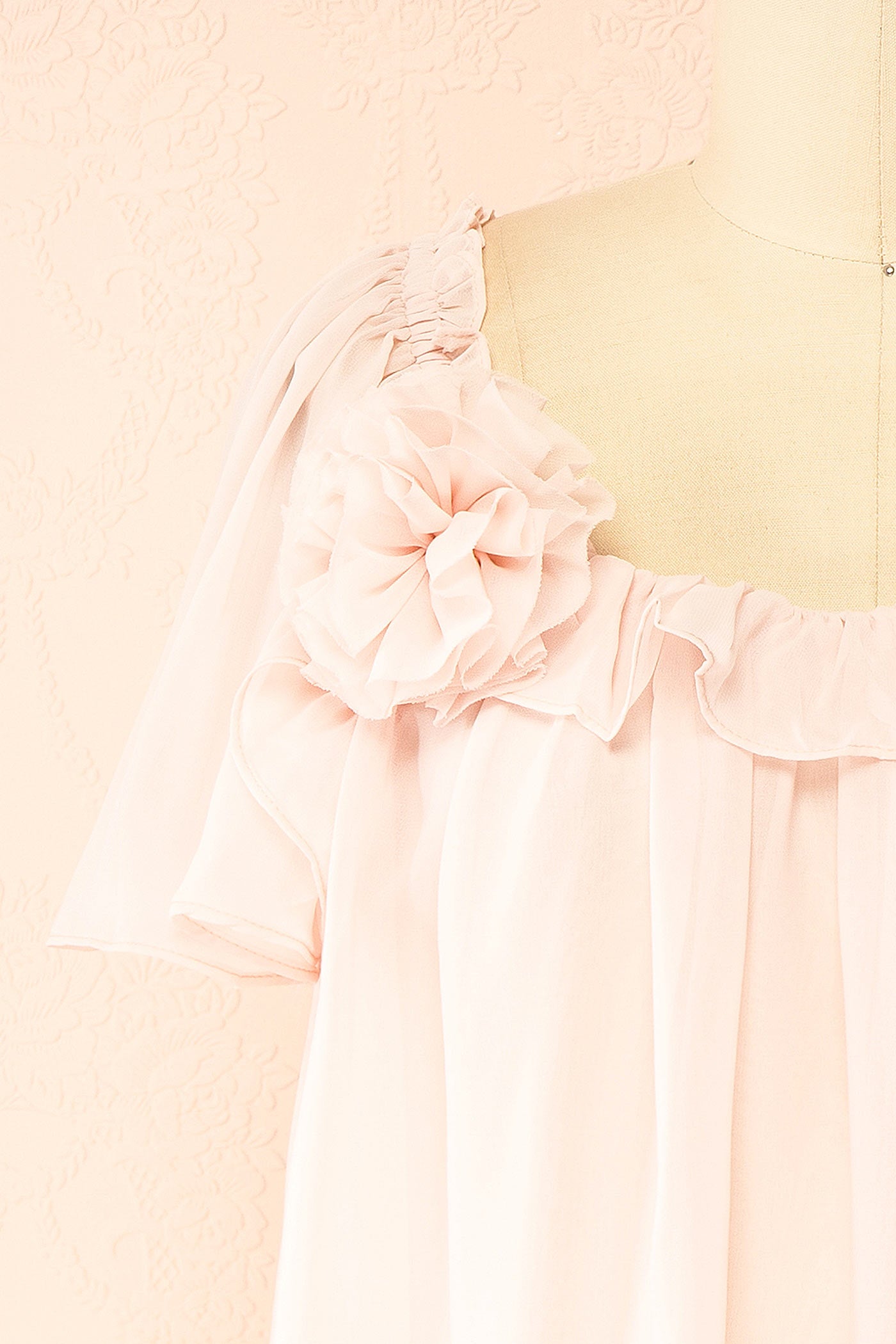 Izora Light Pink Cropped Top with Flower Brooch | Boutique 1861 details 