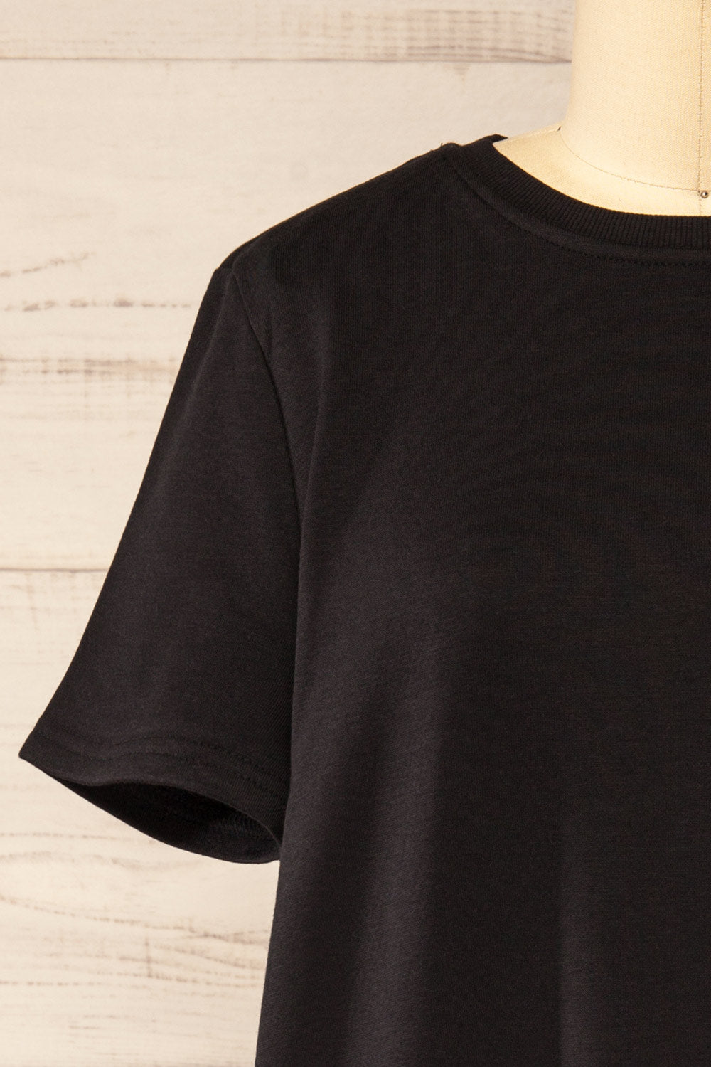 Jerzey Black T-Shirt Dress w/ Pockets | La petite garçonne front