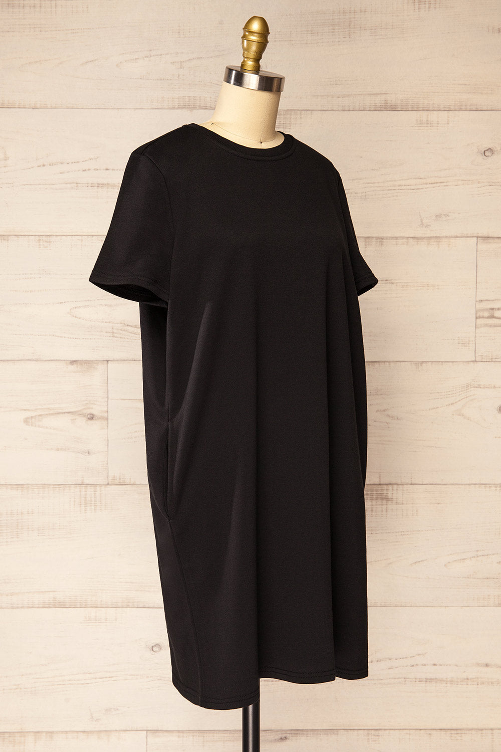 Jerzey Black T-Shirt Dress w/ Pockets | La petite garçonne side view