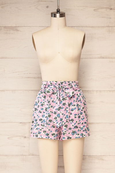 Joey Floral Pink High-Waisted Shorts w/ Belt | La petite garçonne front view