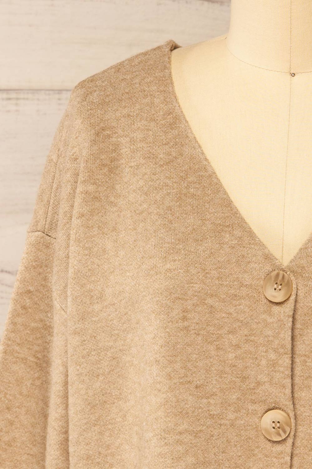 Joona Cropped Taupe Cardigan | La petite garçonne  front