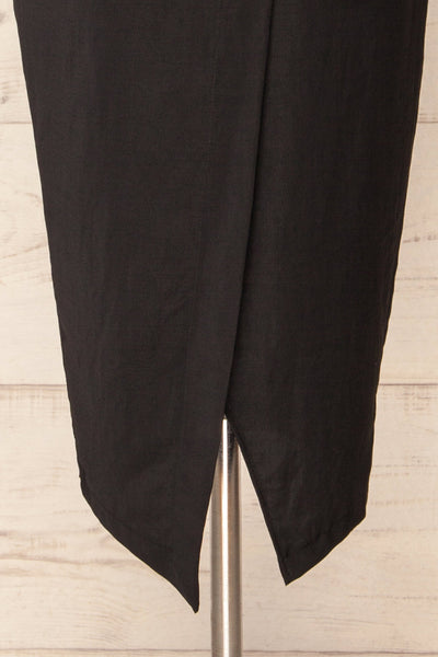 Junin Black Short Sleeve Wrap Midi Dress | La petite garçonne  bottom