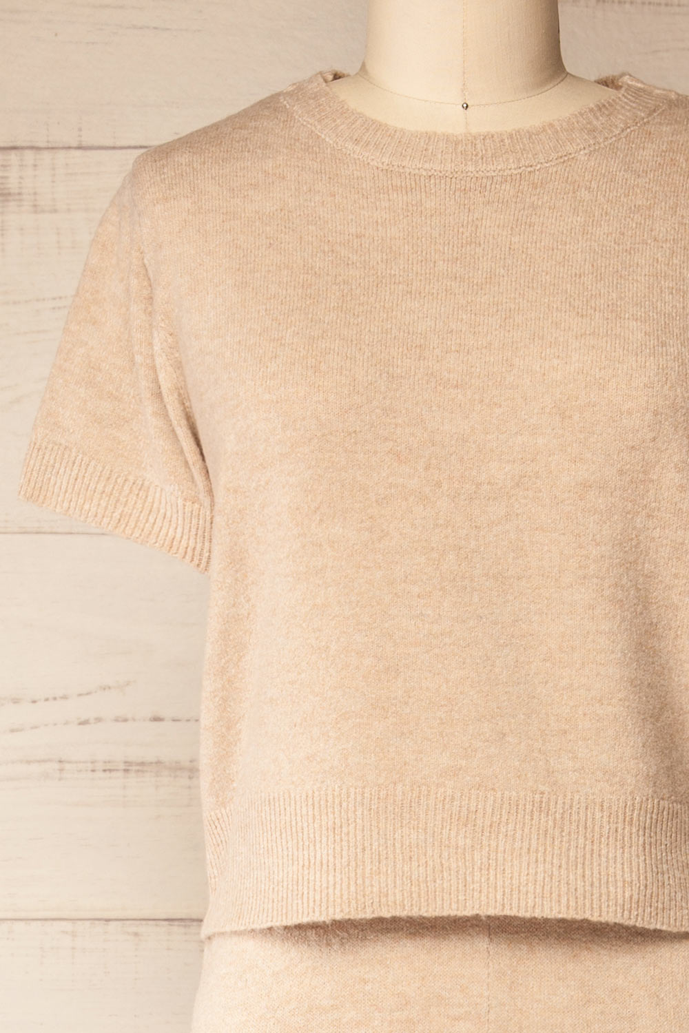 Kano Beige Knitted Set with Scarf | La petite garçonne front