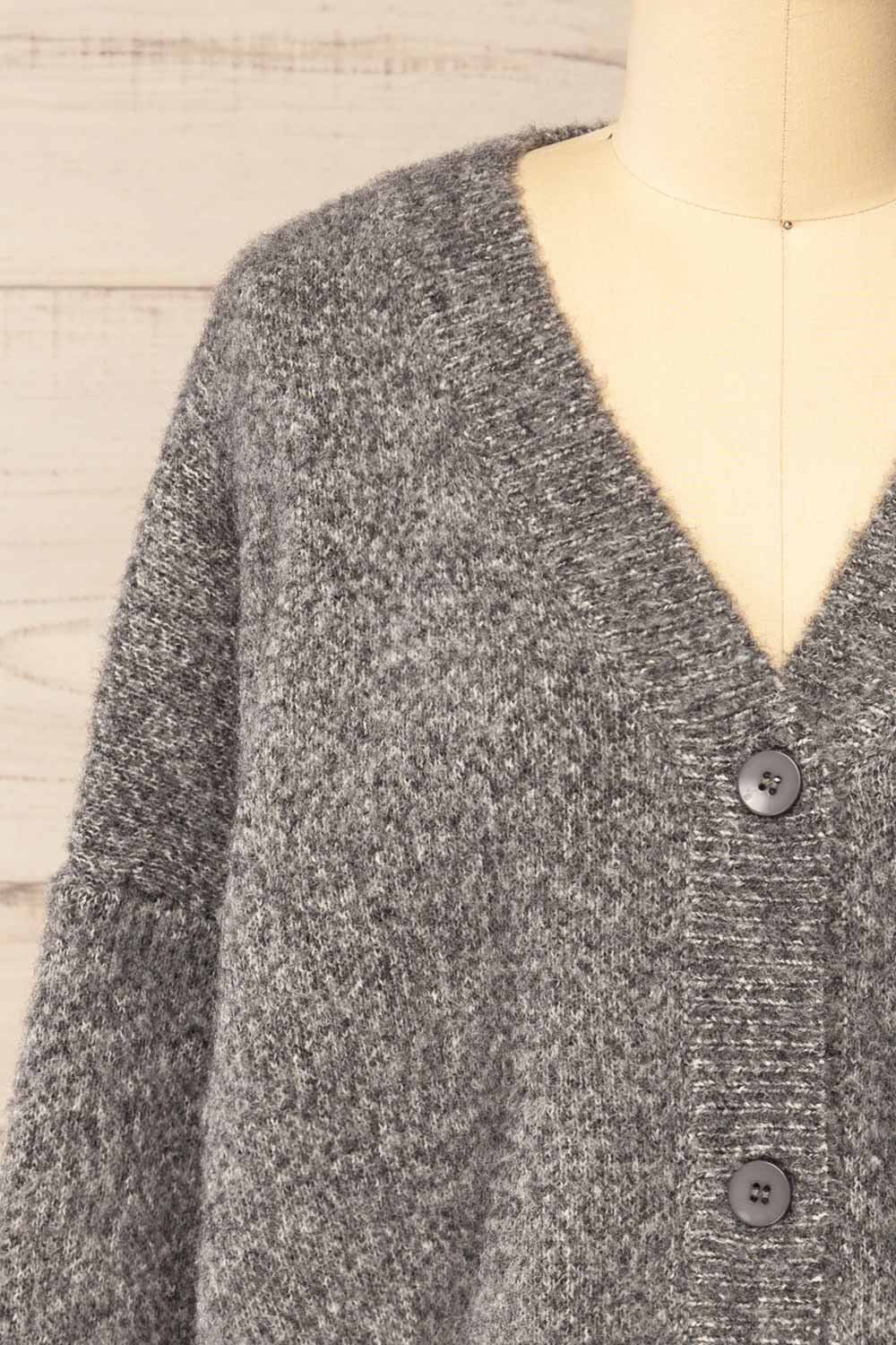 Kardia Grey Knit Cardigan w/ Black Heart | La petite garçonne front