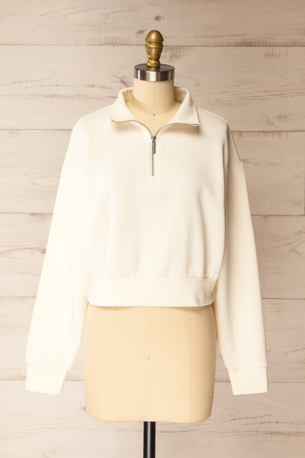 Kathua White Cropped Quarter-Zip Sweatshirt | La petite garçonne front view
