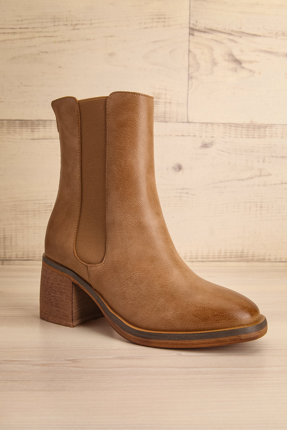Kelso Caramel Platform Heeled Boots | La petite garçonne side view