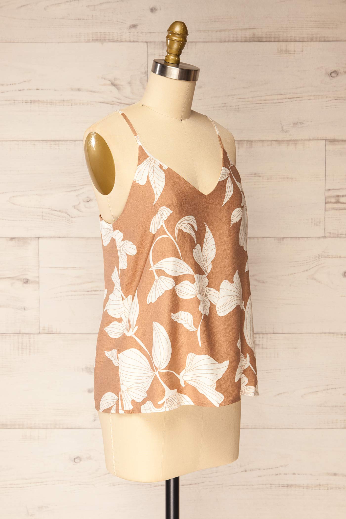 Khargone Beige V-Neck Cami Top with White Floral Print | La petite garçonne side