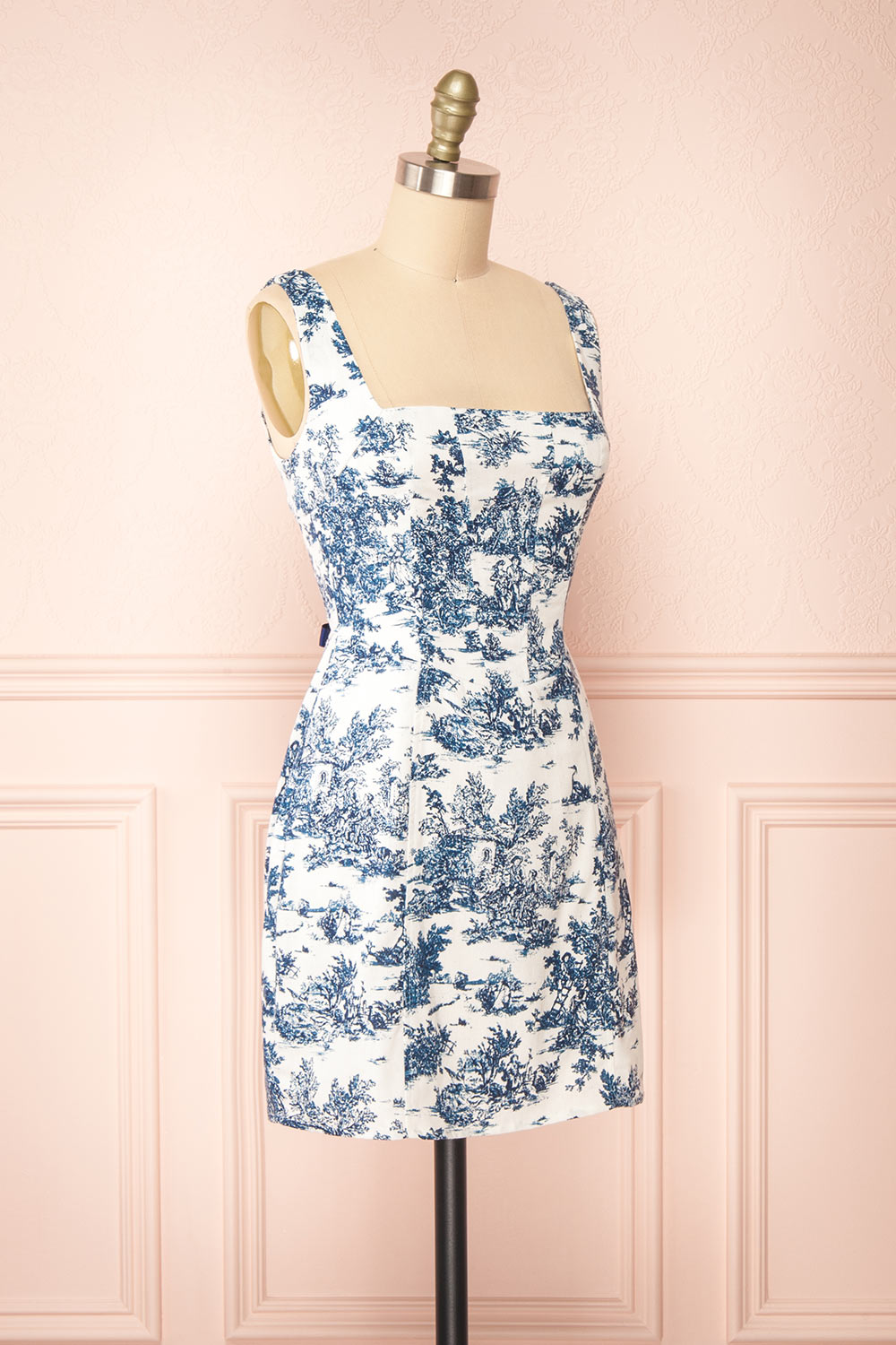 Kigawa Short Vintage Pattern Fitted Dress | Boutique 1861 side view