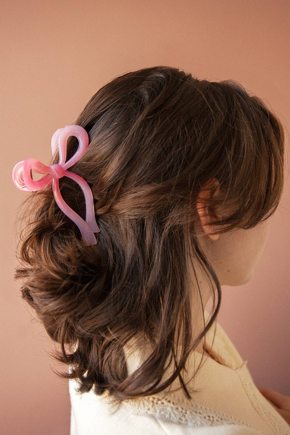 Kiki Pink Bow Claw Clip | Boutique 1861 on model