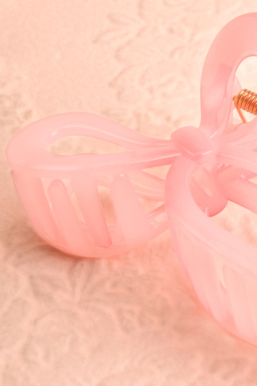 Kiki Pink Bow Claw Clip | Boutique 1861 close-up