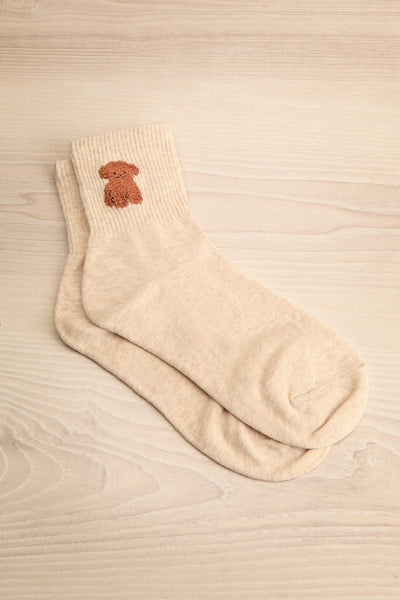 Kirkenes Beige Crew Socks w/ Fuzzy Dog Detail | La petite garçonne