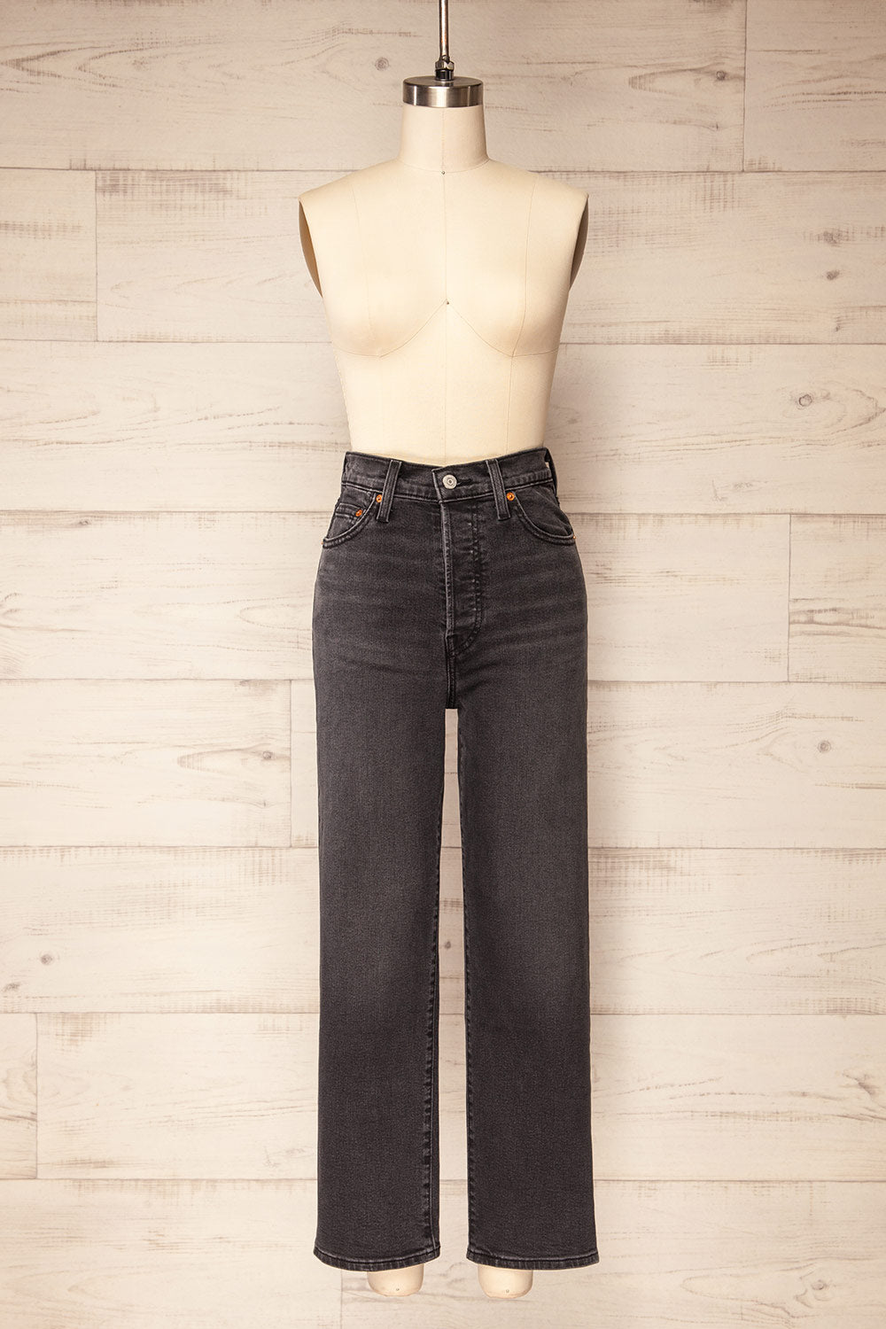 Konawskie Black High Rise Straight Leg Jeans | La petite garçonne front view