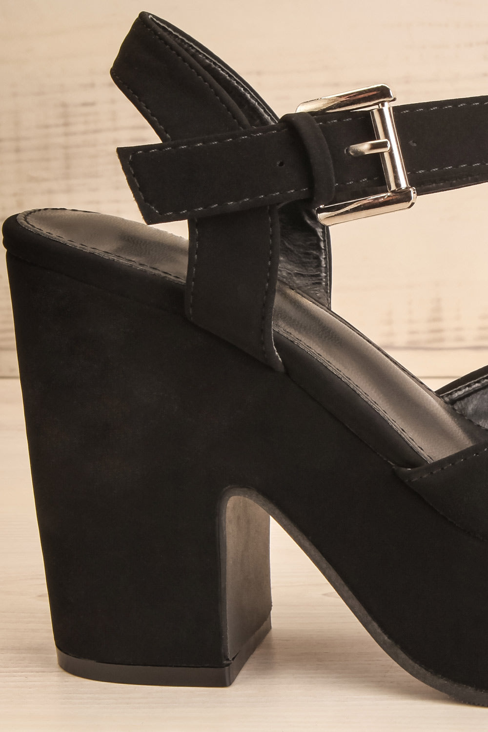 Kristy Black Chunky Heeled Platform Suede Sandals | La petite garçonne side back close-up