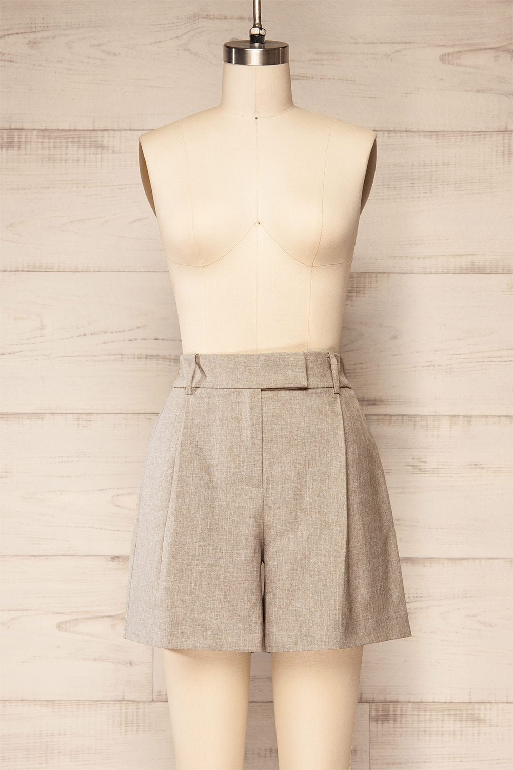 Kunga Grey High-Waisted Shorts w/ Pockets | La petite garçonne front view