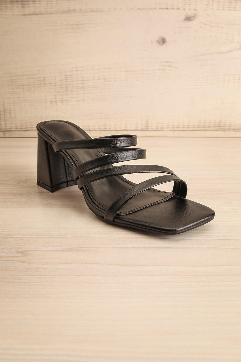 Kyle Strappy Black Mid Heel Sandals | La petite garçonne front view