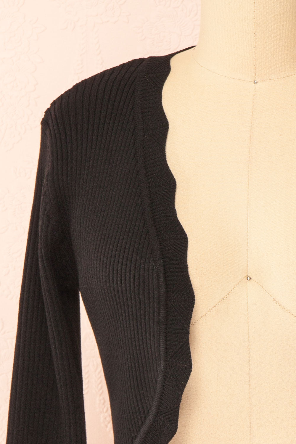 Lacey Ribbed Black Cropped Cardigan | Boutique 1861  front