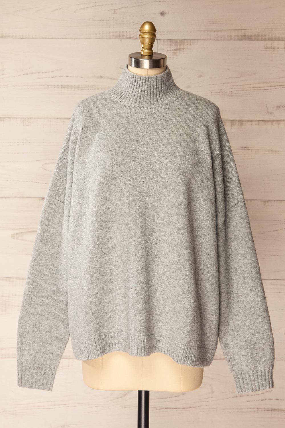 Lander Oversized Grey Knitted Sweater | La petite garçonne front view