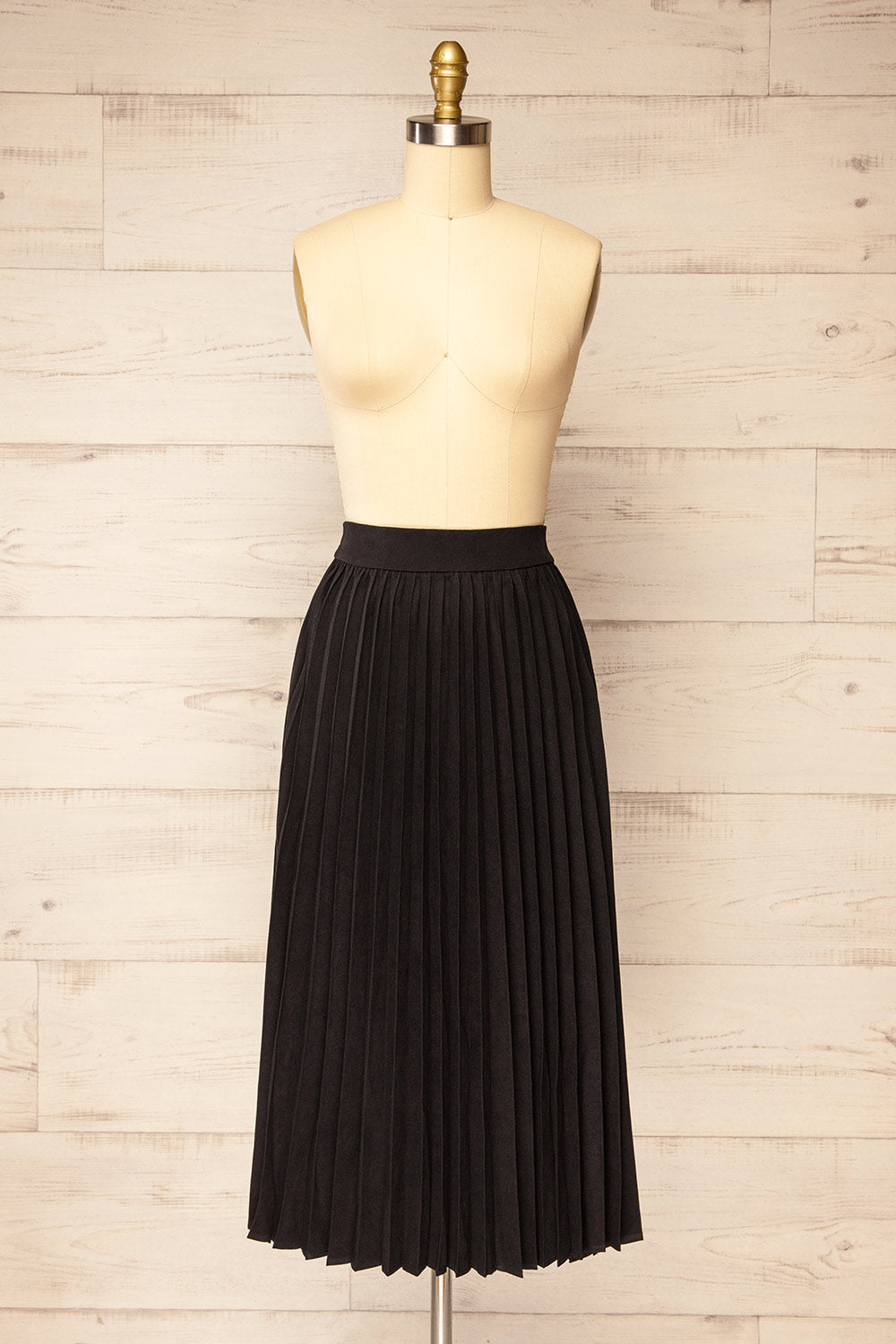 Langdon Black Pleated Velvet Midi Skirt | La petite garçonne front