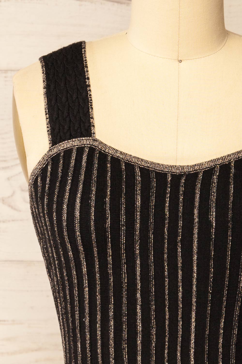 Latimo Black Crop Top w/ Golden Threads | La petite garçonne front