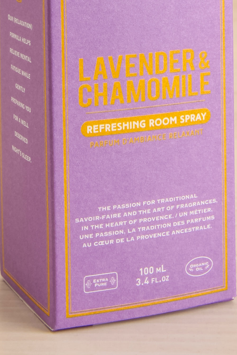 Lavande & Camomille | Parfum D'ambiance | maison garçonne box close-up