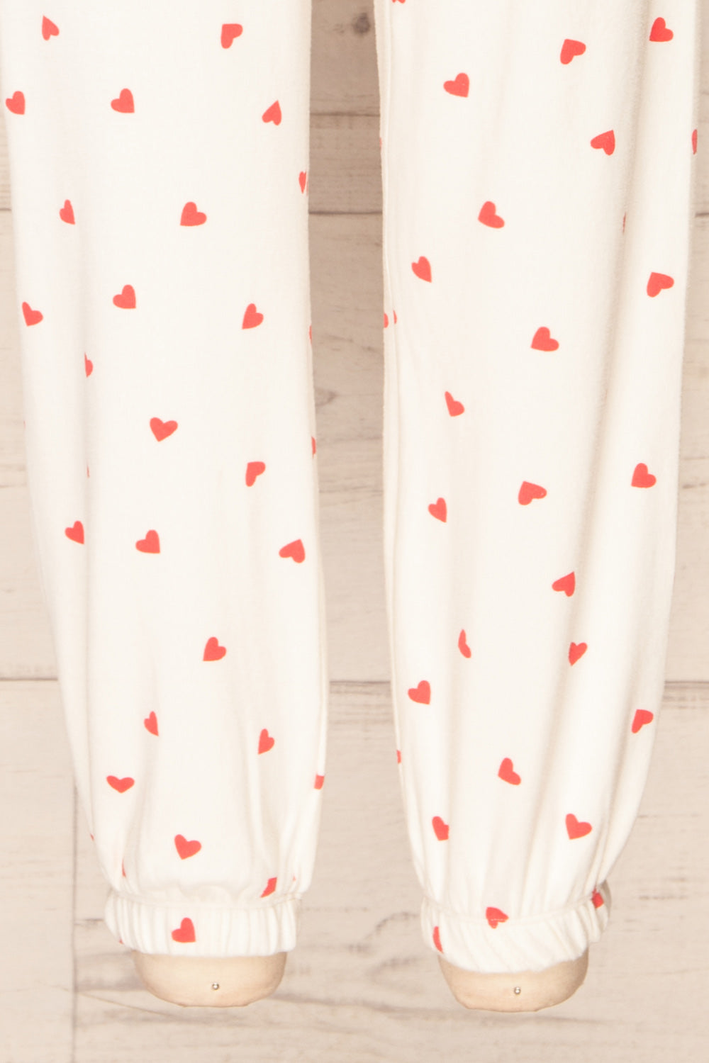 Layona Ivory Pyjama Jogger Pants w/ Heart Pattern | La petite garçonne bottom
