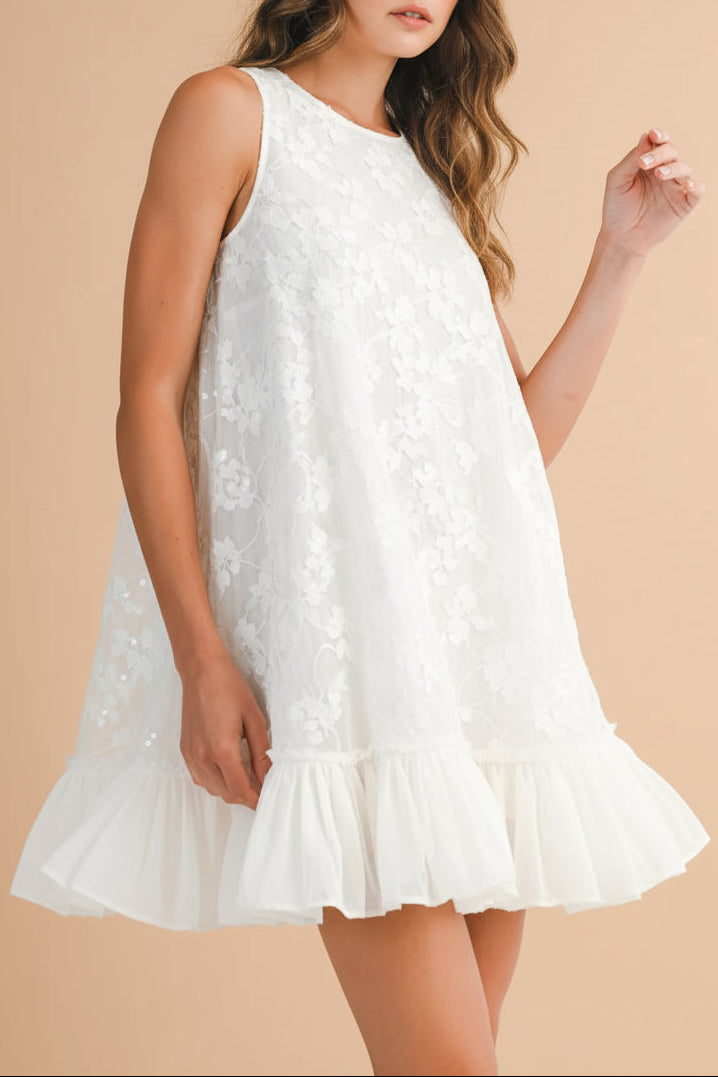 Lelia Ivory Short Sleeveless Dress | Boutique 1861 side model