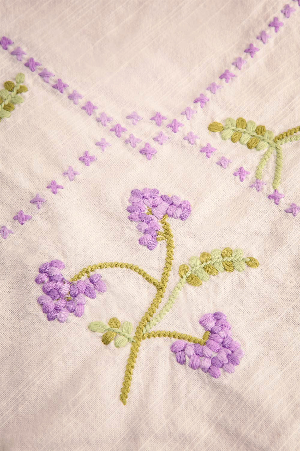 Levanta | Ivory Tea Cloth w/ Embroidered Lavender