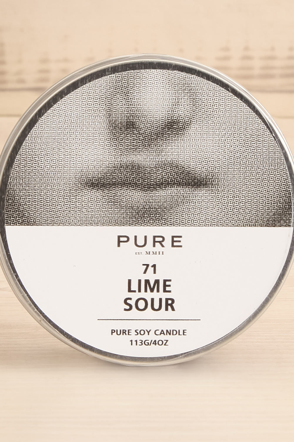 Lime Sour Tin Candle | Maison garçonne close-up