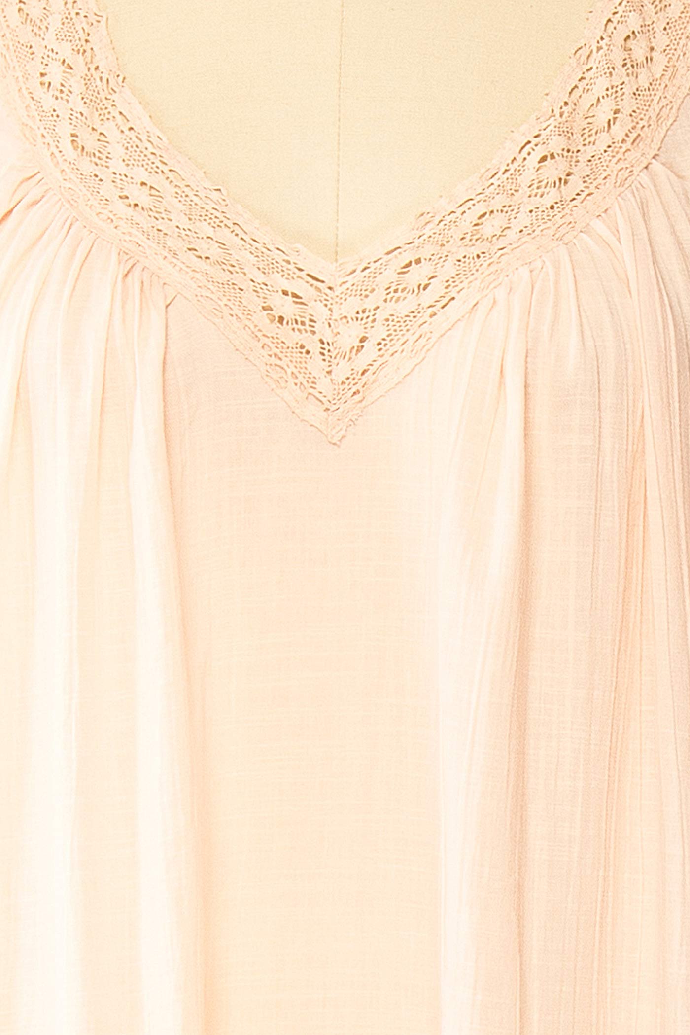 Lirien | Light Pink Lace-Trim Sleeveless Nightgown with Pockets