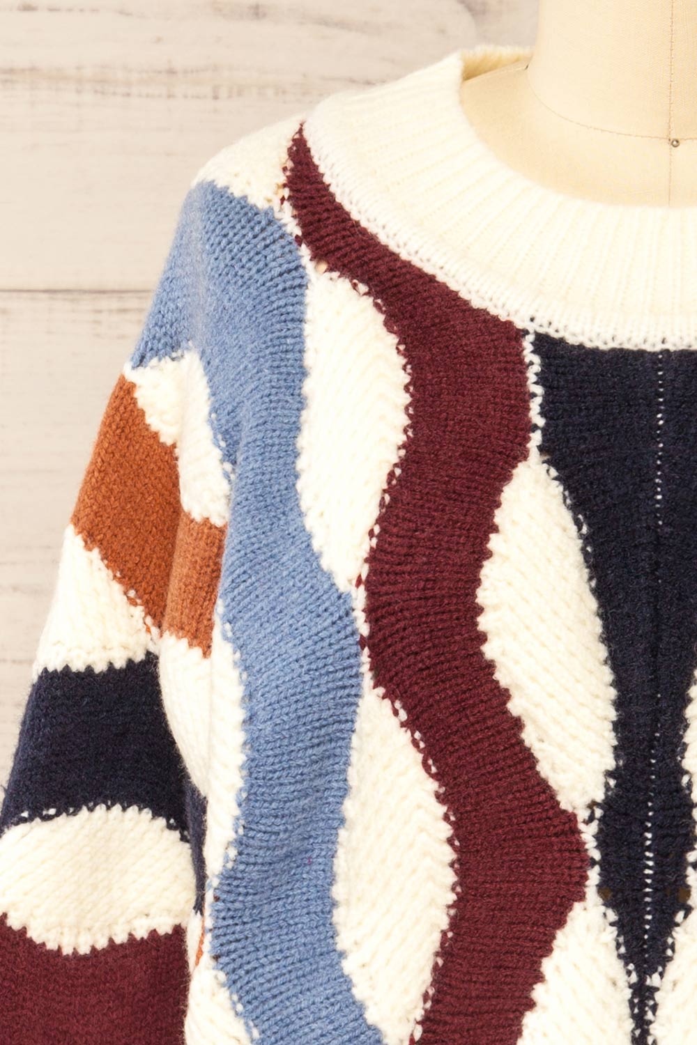 Listinburg Oversized Colourful Knit Sweater | La petite garçonne front