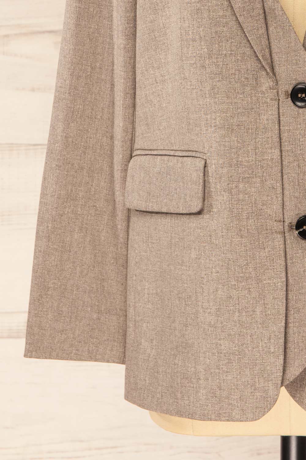 Livourne Oversized Grey Blazer | La petite garçonne sleeve