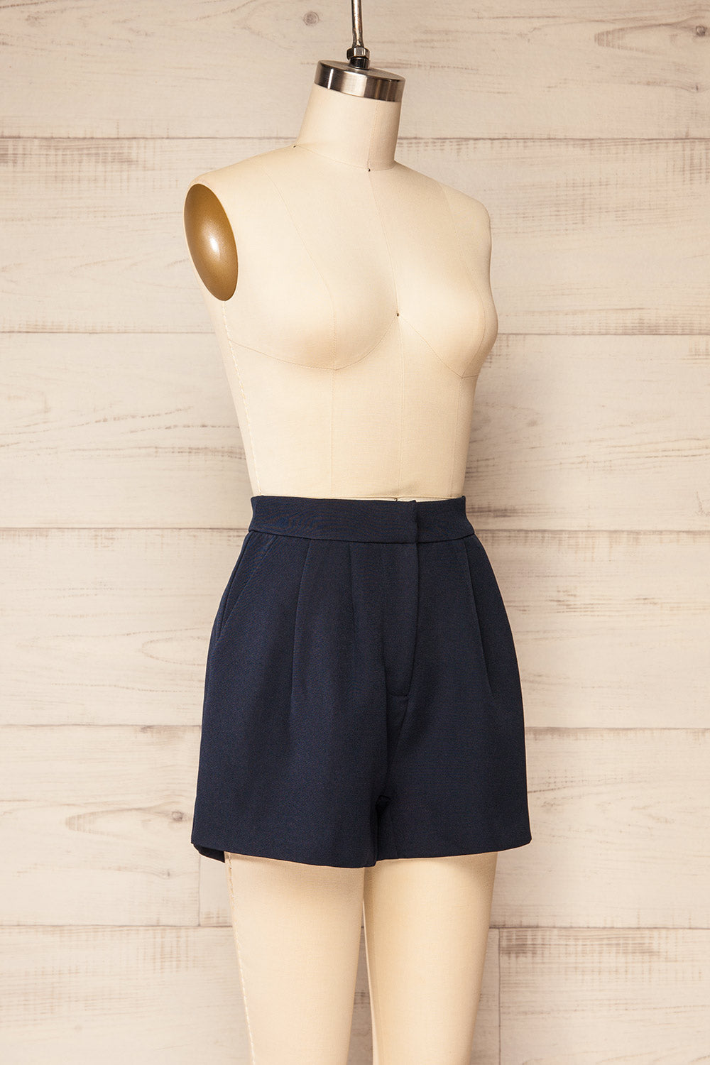 High waisted shorts with pockets sales