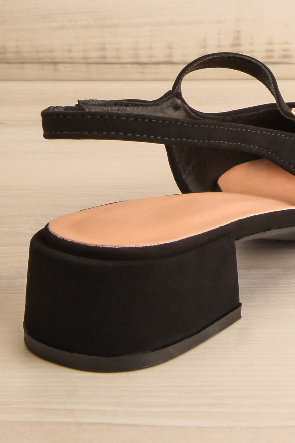 Lulu Black Velvet Flats | La petite garçonne back close-up