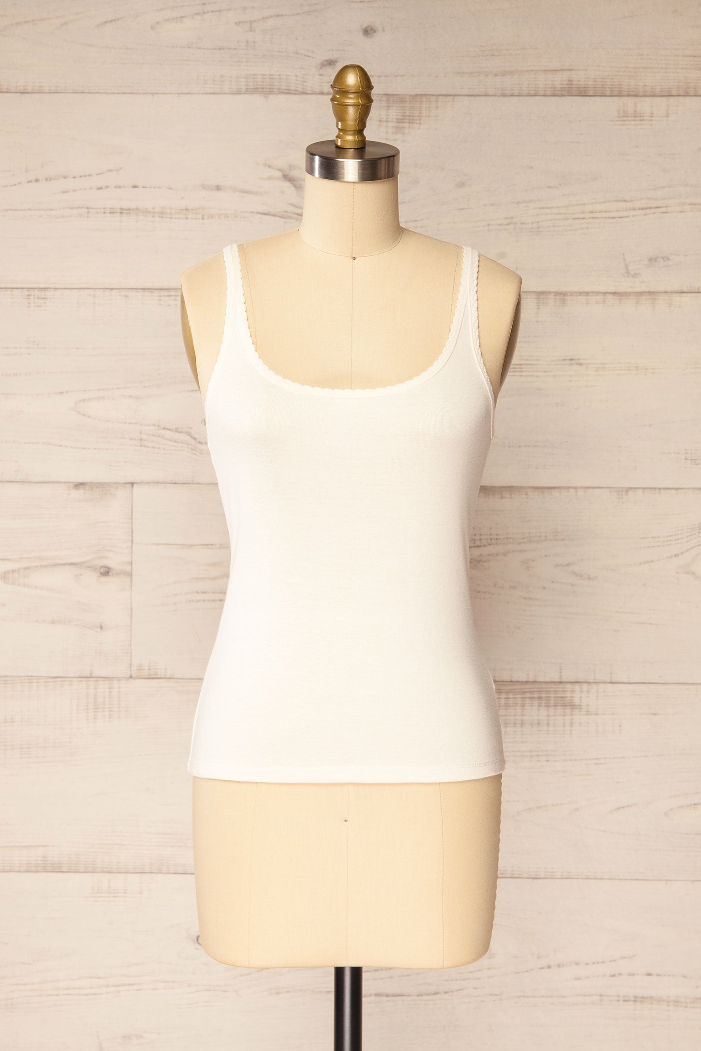 Luzelle Ivory Scalloped Camisole | La petite garçonne front