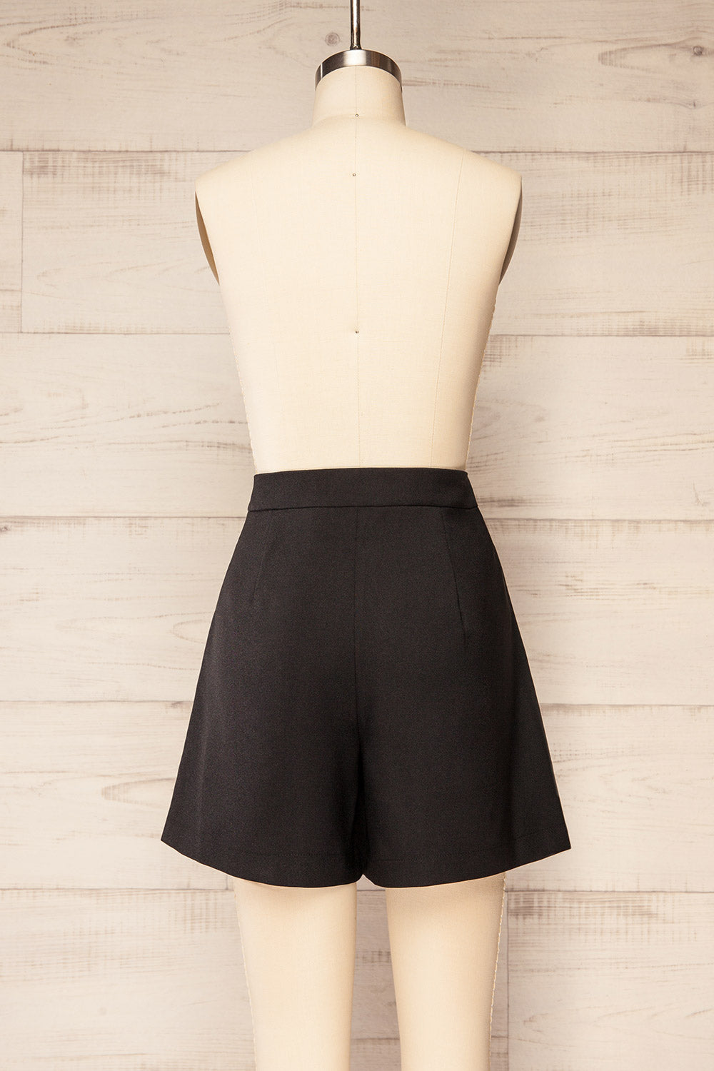 Maddox Black Shorts with Pleats | La petite garçonne back view
