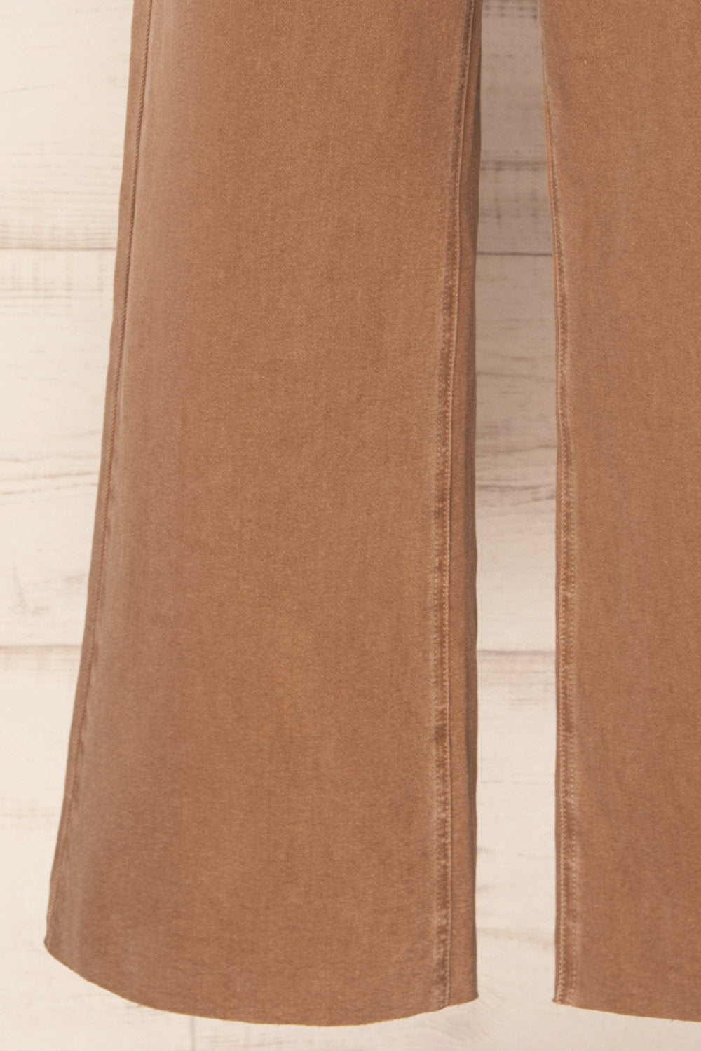 Mallarie Brown High-Waisted Straight-Leg Denim Pants with Raw Hem | La petite garçonne bottom 
