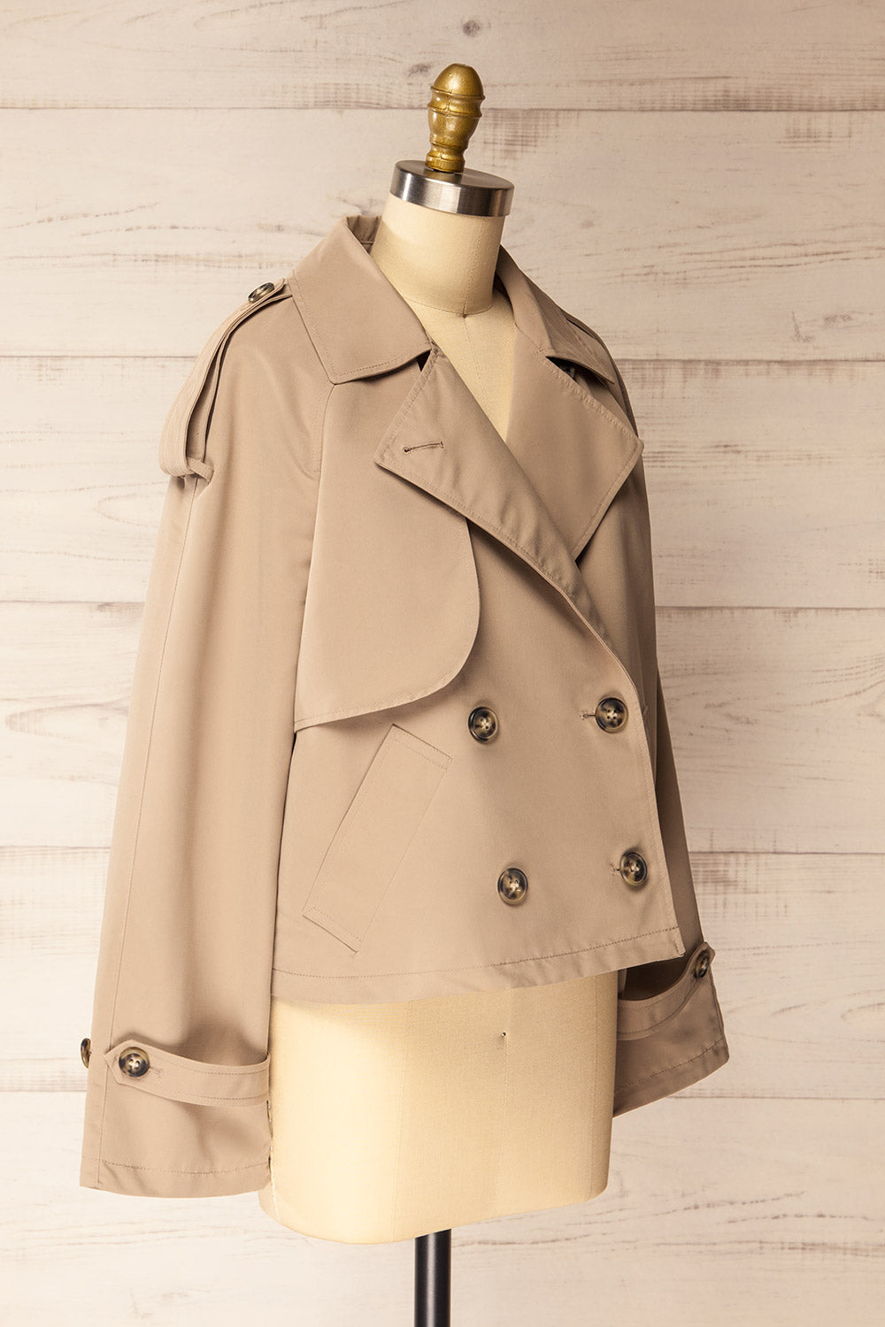 Manduria Short Trench Coat | La petite garçonne side view