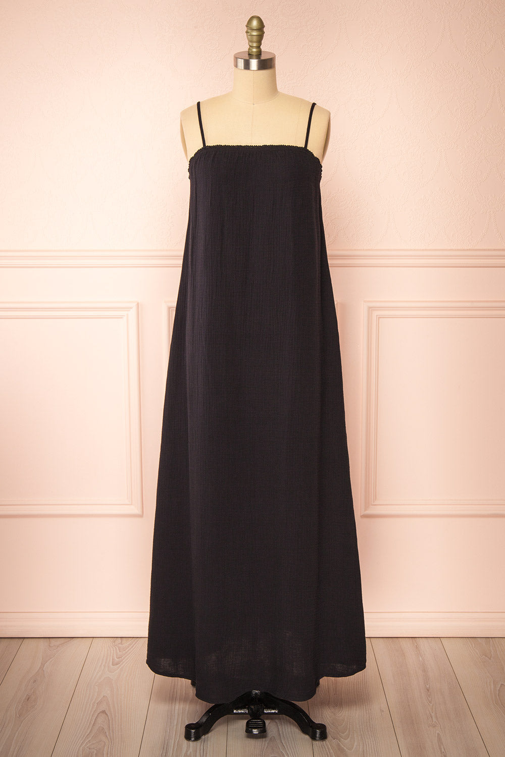 Marinet Black Long Loose-Fitted Dress | Boutique 1861 front view 